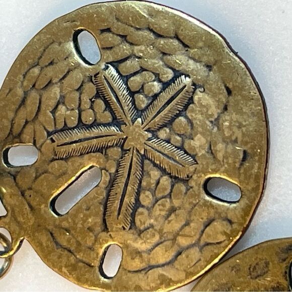 Sand dollar earrings with 14/20 Gold filled mark on war wires - Picture 4 of 8